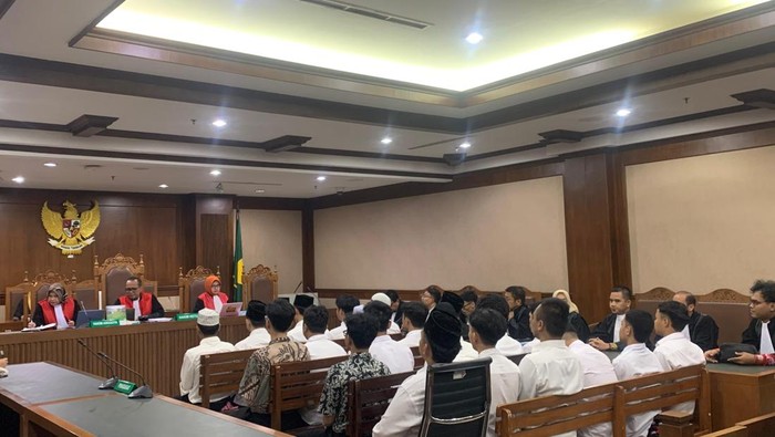 sidang vonis 25 terdakwa kasus kericuhan demo agustus 2025 muliadetikcom 1769696129680 169