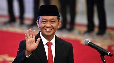 Bahlil Kejar Elektrifikasi 100 Persen Desa